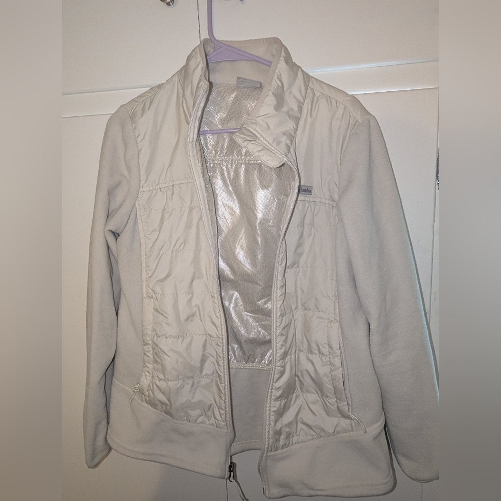 Columbia Women's Cream Puffer Jacket